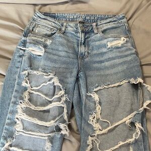 American Eagle Light Wash Mom Jeans